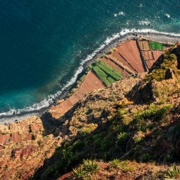Breathtaking cliffs at Cabo Girão and the southern coast