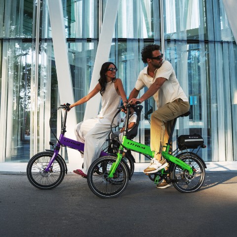 Discover Las Palmas de G.C. from end to end on an e-bike